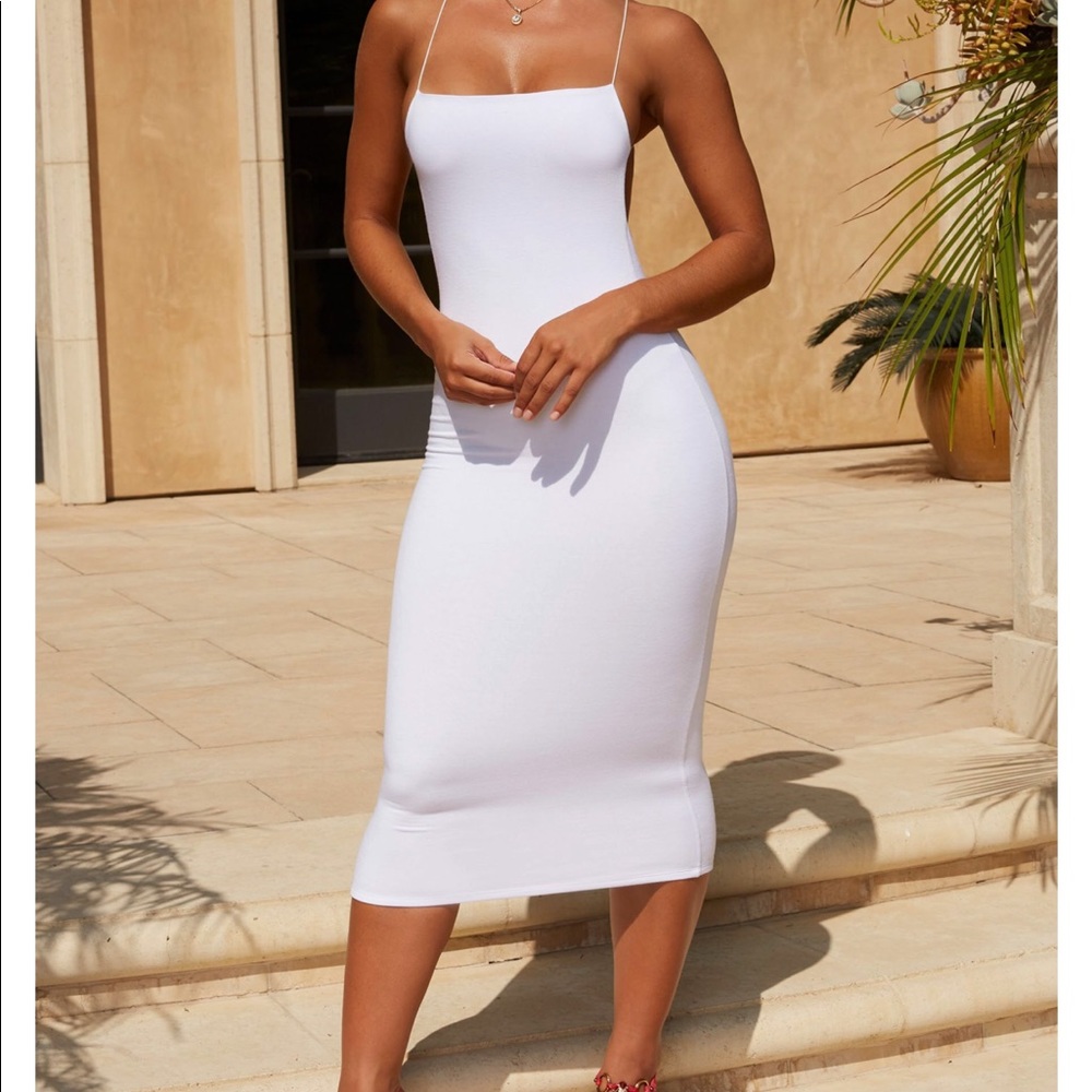 Oh Polly Midaxi bodycon Backless Dress